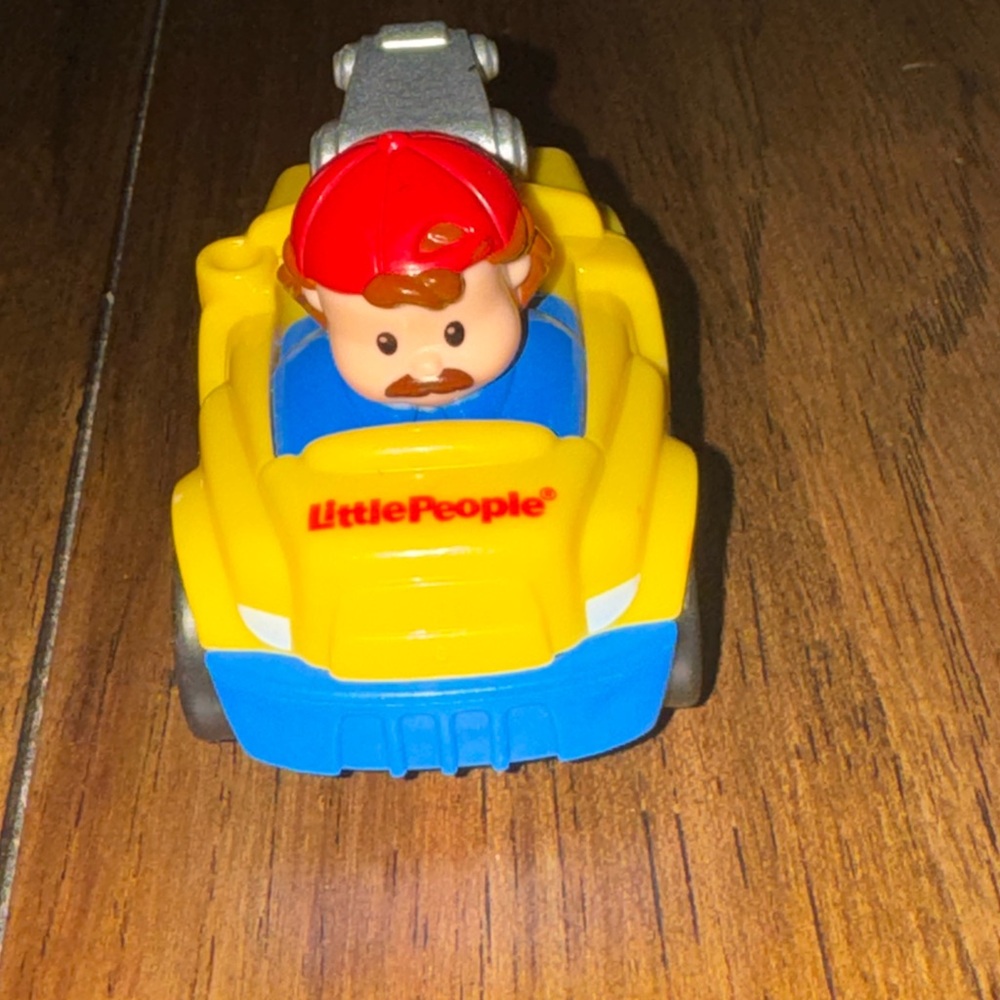 Little People tow truck wheelie man with red hat fisher price